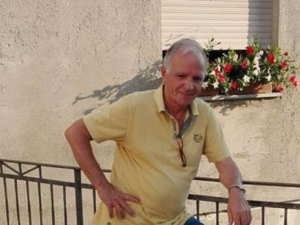 Domenico Rubino, detto Mimmo, saluta i conflentesi